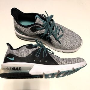 Nike Air Max Sequent 3 Size 8.5